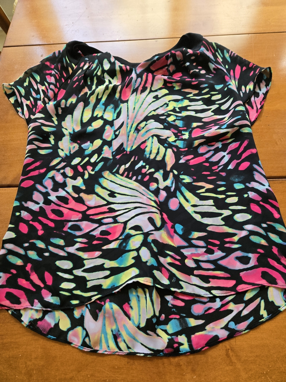 Worthington Black Short Sleeve Top with Neon Pink, Teal & Yellow Abstract Print